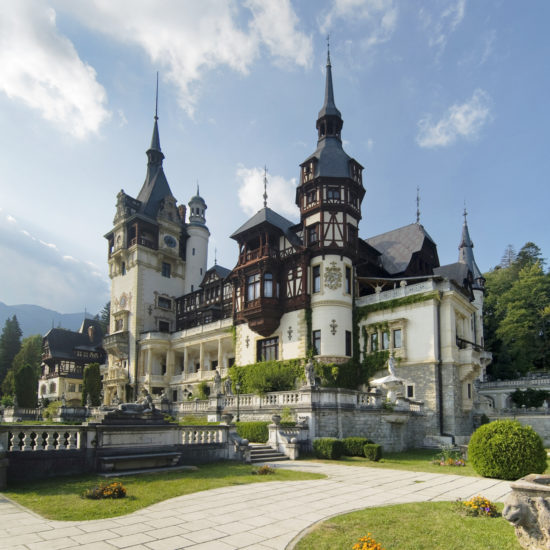 chateau de peles dans sinaia