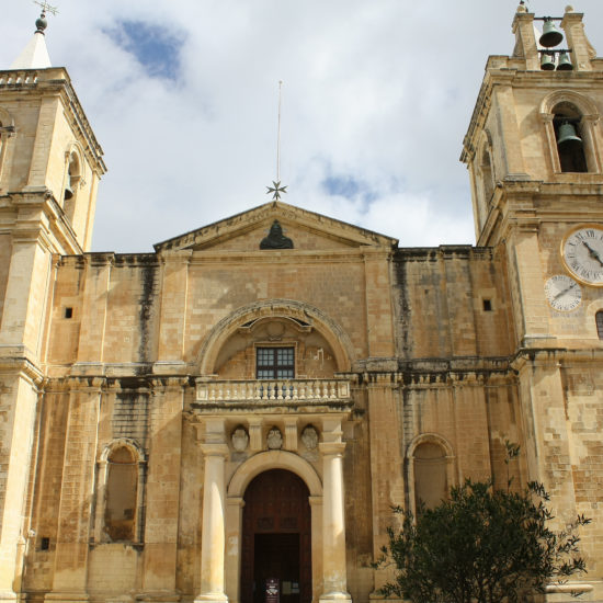 co cathedrale saint jean la valette malta capitale culturelle voyage preference les voyages de la libre
