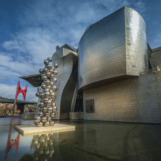 musee guggenheim structure architecture bilbao voyage groupe amis des musees