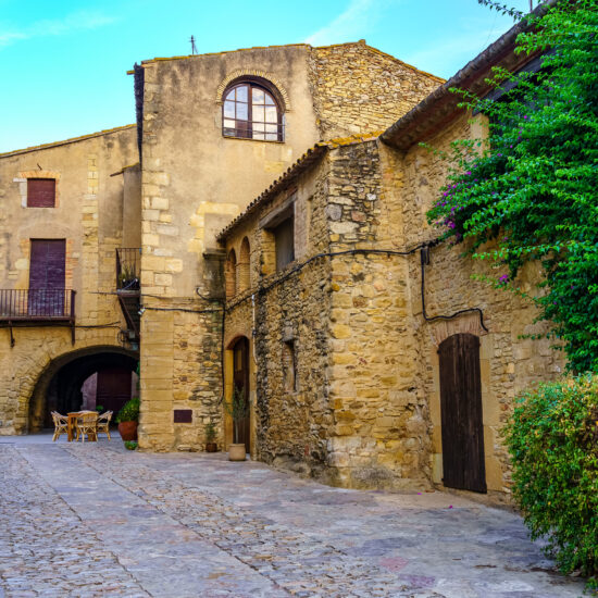 peratallada catalogne costa brava espagne