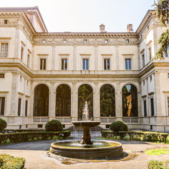 Villa Farnesina. Main facade