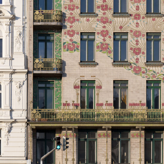 Majolikahaus by Otto Wagner, Vienna, 6th district, Linke Wienzeile 40