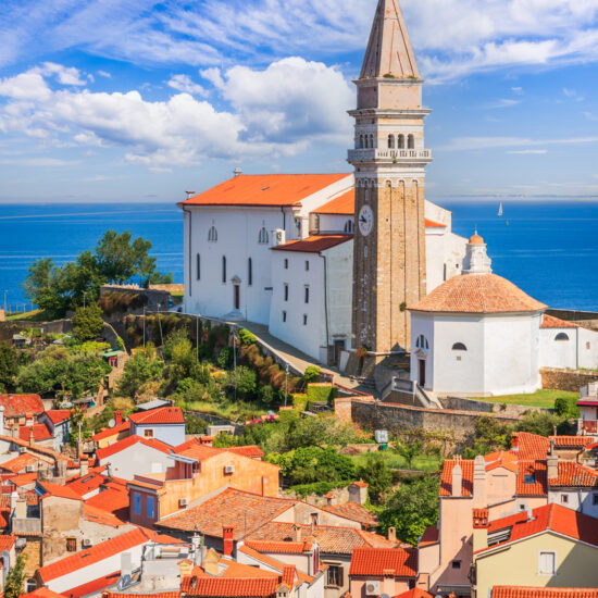 Piran, Slovenia. Aerial view of Piran old city on Adriatic Sea - Voyage-groupe-culturel-amis-des-musees